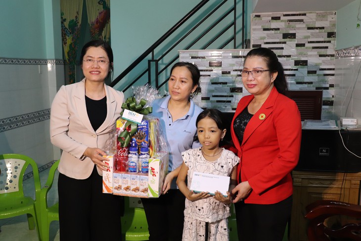Lần đầu tổ chức Festival Nhân ái, vận động 10.000 phần quà Tết cho người khó khăn - Ảnh 3.