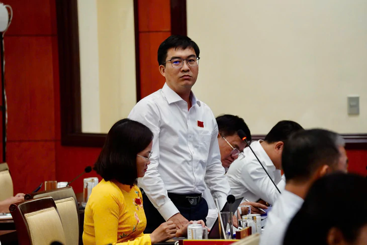 Đại biểu HĐND TP.HCM ủng hộ đưa bác sĩ giỏi về trạm y tế xã phường - Ảnh 3.