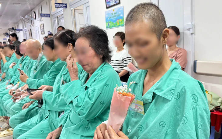 Những loại ung thư nào có nguy cơ di truyền cho người thân? - Ảnh 4.