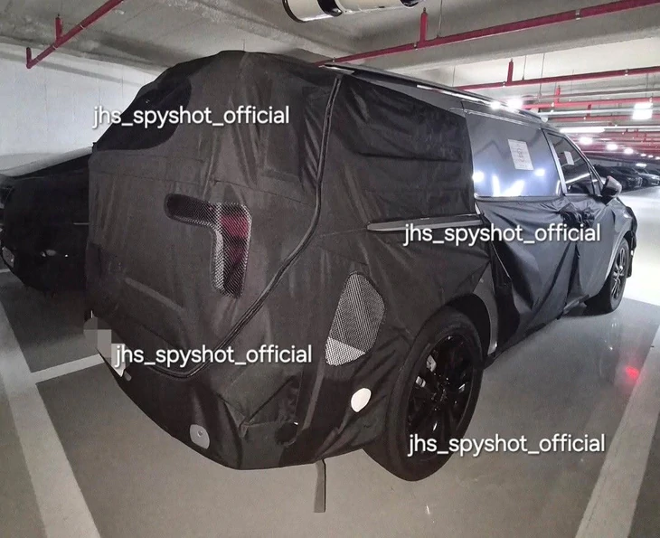 Kia Carnival thế hệ mới lộ diện: Có thay đổi lớn, dự kiến ra mắt năm 2028 - Ảnh 6.