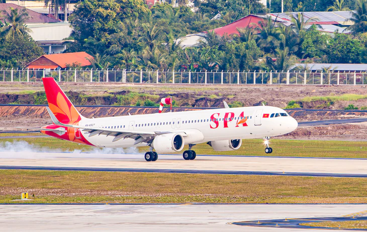Đưa vào khai thác chính thức đường băng số 2 dài 3.300m ở sân bay Phú Quốc - Ảnh 1.