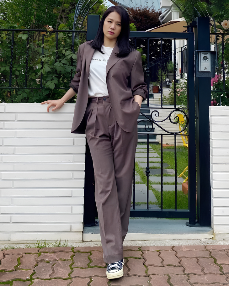 Mỹ nhân 'Giày thủy tinh' Kim Hyun Joo mặc phá cách - Ảnh 5.