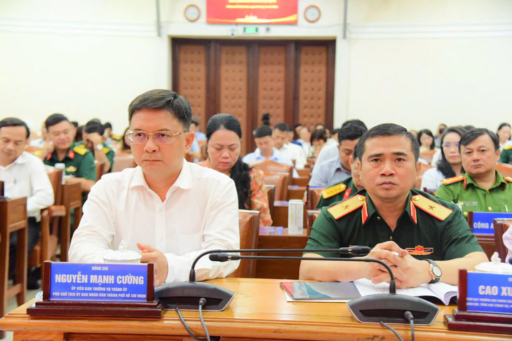 TP.HCM tái khởi động tìm tư liệu liệt sĩ ở Tân Sơn Nhất, bắt đầu tìm ở Bàu Bàng, Bình Cơ trong tháng 11 - Ảnh 1.