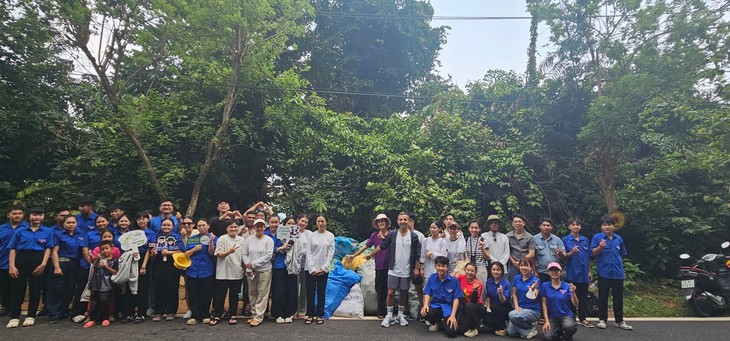 Cô gái trẻ Trần Thị Lam giữ màu xanh cho Côn Đảo bền bỉ truyền cảm hứng sống xanh - Ảnh 3.