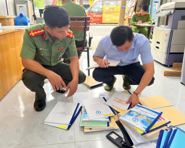 Phát hiện cơ sở photocopy ở Đồng Tháp sao chép 48 sách giáo khoa, giáo trình - Ảnh 1.