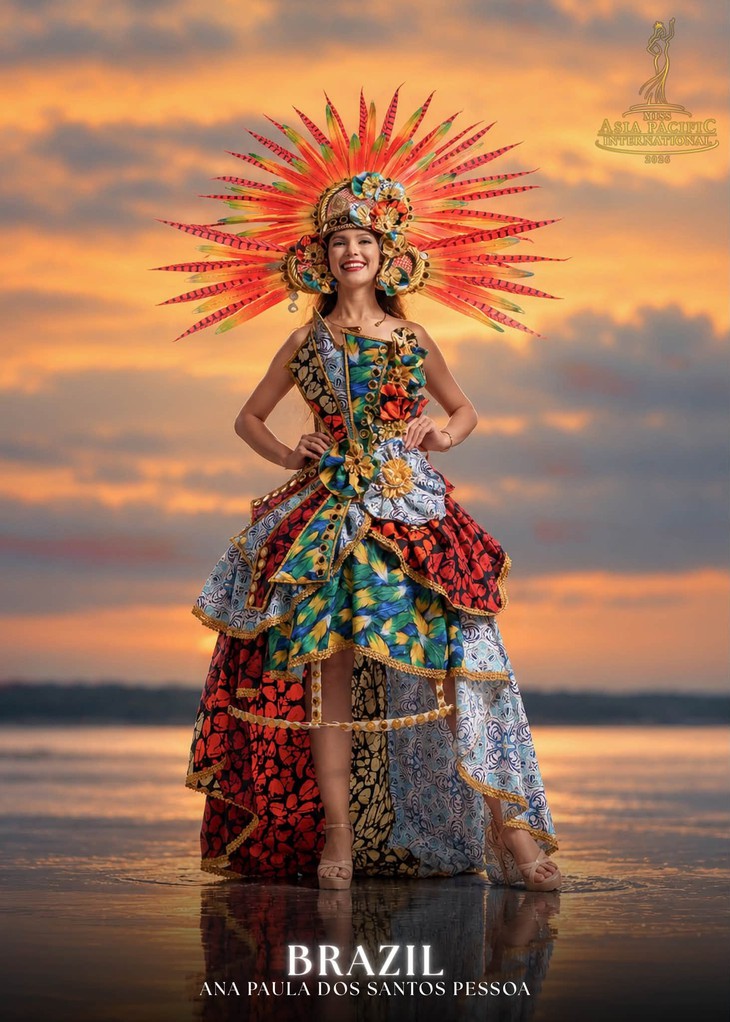Mãn nhãn trang phục dân tộc Miss Asia Pacific International 2026, Việt Nam vắng mặt - Ảnh 10.