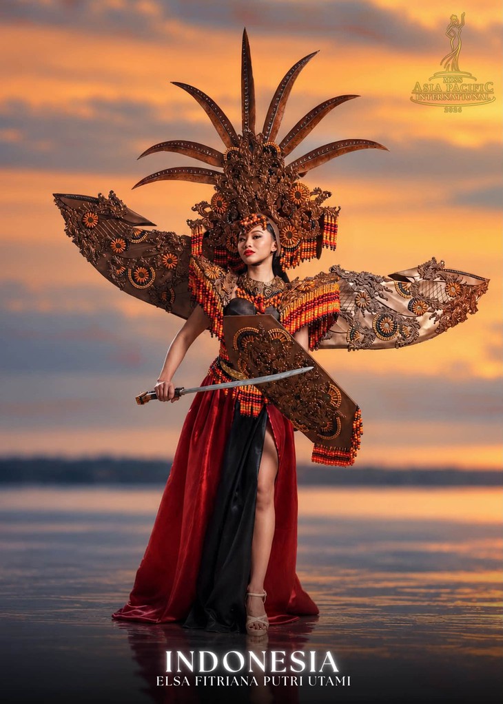 Mãn nhãn trang phục dân tộc Miss Asia Pacific International 2026, Việt Nam vắng mặt - Ảnh 13.