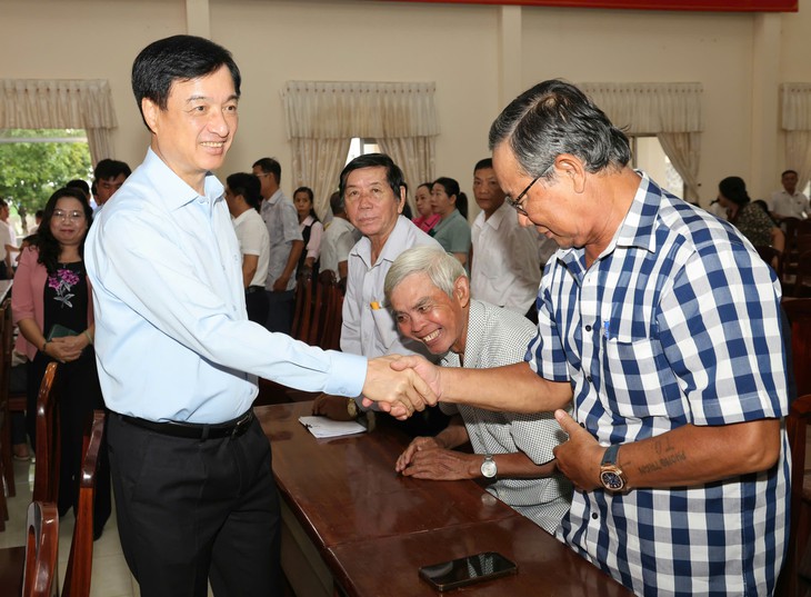 Trưởng Ban Tổ chức Trung ương: Đã giải quyết được tình trạng thiếu sách giáo khoa - Ảnh 2.