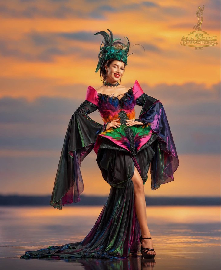 Mãn nhãn trang phục dân tộc Miss Asia Pacific International 2026, Việt Nam vắng mặt - Ảnh 17.