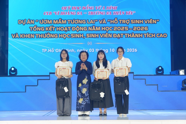 Tiếp sức những ước mơ tuổi trẻ từ vùng cao, biển đảo - Ảnh 3.