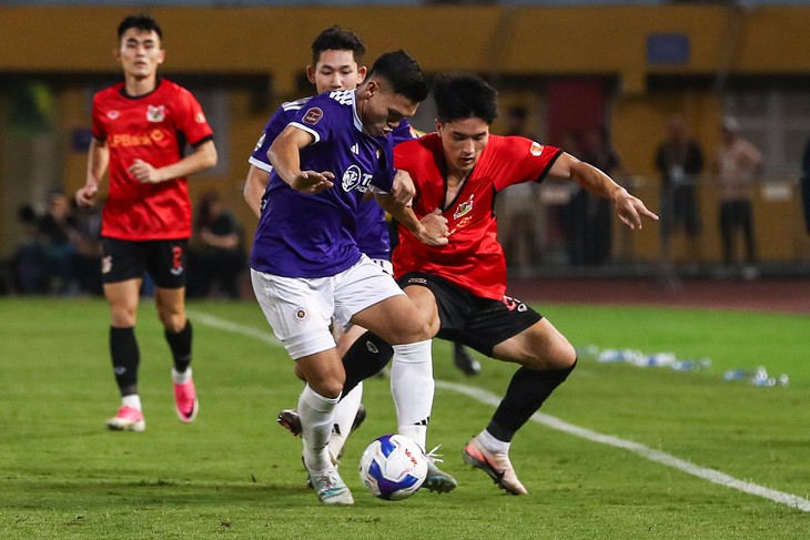 CLB Hà Nội - Ninh Bình (hiệp 1) 0-0: Nhập cuộc thận trọng - Ảnh 1.
