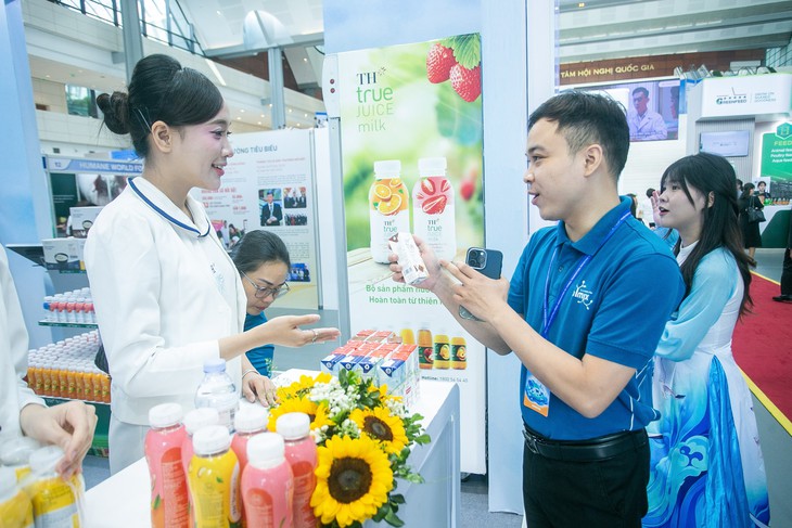 Bốn kinh nghiệm thực tiễn chăn nuôi bò sữa công nghệ cao trong điều kiện nhiệt đới Việt Nam được TH chia sẻ với quốc tế - Ảnh 8.
