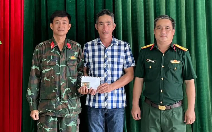 Tìm thấy hài cốt nữ liệt sĩ được bọc trong 2 lớp võng dù - Ảnh 4.
