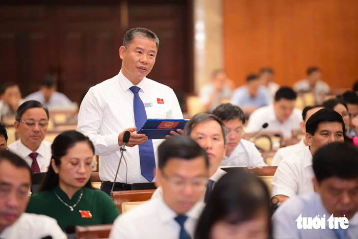 Chung cư Roxana Plaza “đắp chiếu” rồi đòi tăng giá, đại biểu TP.HCM đề nghị giải quyết dứt điểm - Ảnh 1.