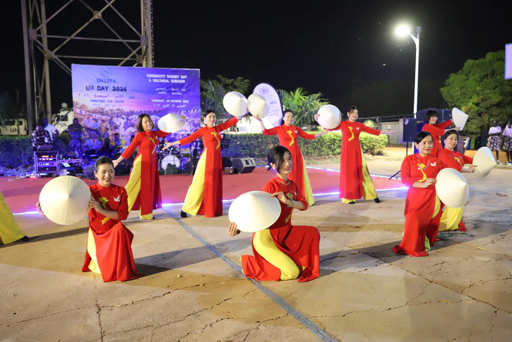 Từ nón lá đến 3 chiếc cúp vàng: Việt Nam ghi dấu ấn đặc biệt tại Ngày Liên hợp quốc  - Ảnh 1.