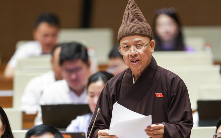 Bộ trưởng Hoàng Minh Sơn thông tin về sửa đổi, hoàn thiện chương trình, sách giáo khoa, chống gian lận thi cử - Ảnh 2.