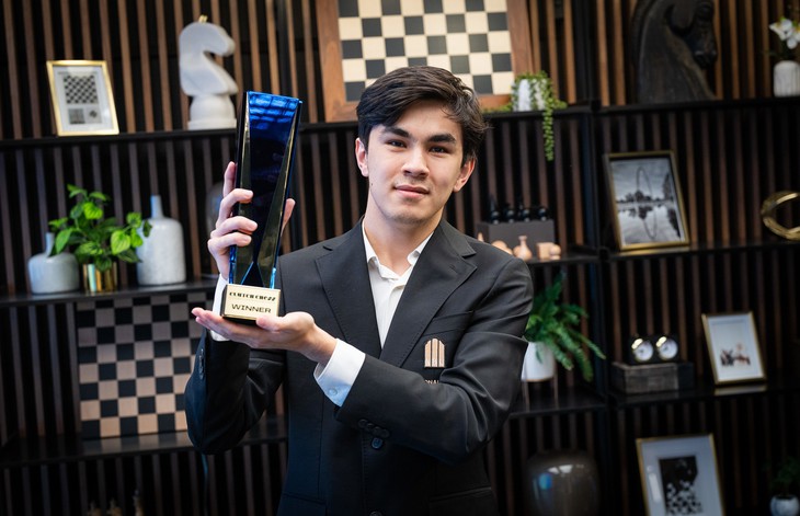 Sindarov gửi thông điệp đanh thép tới Gukesh trước trận tranh ngôi Vua cờ - Ảnh 1.