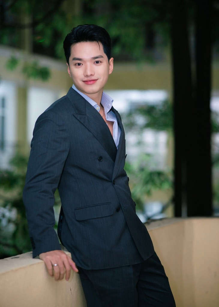 Người ‘mát tay’, người lần đầu, người từng mơ làm thí sinh: Dàn MC cầu truyền hình Olympia năm nay có gì đặc biệt?  - Ảnh 3.