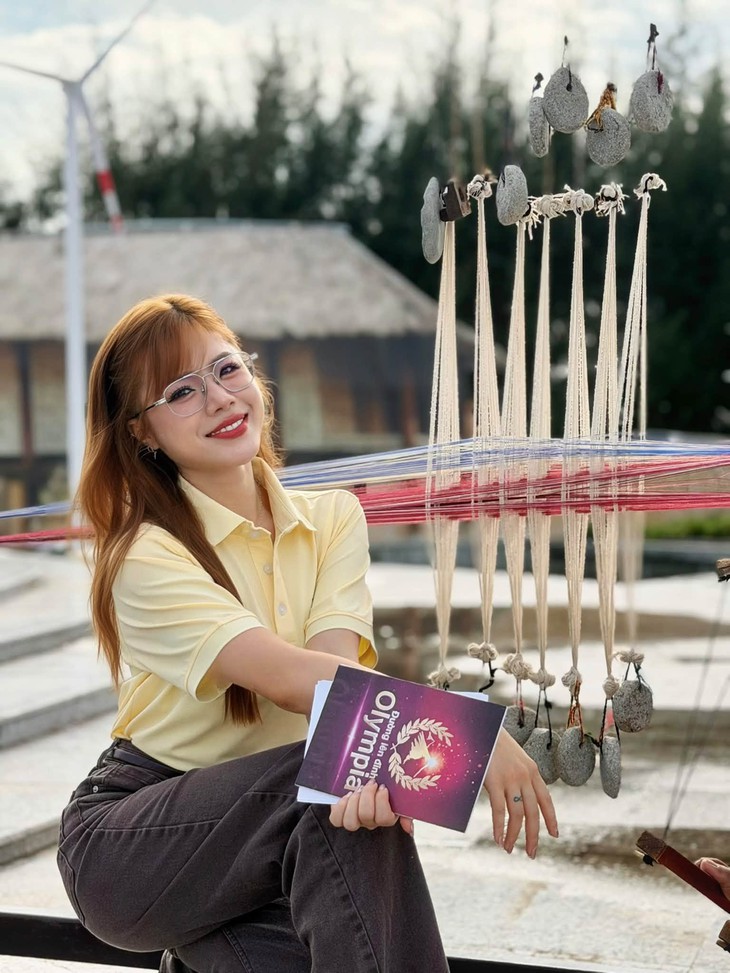 Người ‘mát tay’, người lần đầu, người từng mơ làm thí sinh: Dàn MC cầu truyền hình Olympia năm nay có gì đặc biệt?  - Ảnh 4.