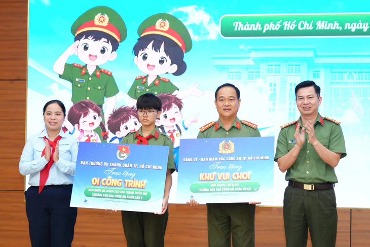 Ra mắt Liên đội Trường Văn hóa Công an nhân dân V, đồng hành cùng học sinh nội trú - Ảnh 3.