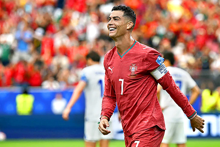 Sau vụ 'giận dỗi' tự ý rời đội, Ronaldo lại sắp trở lại tuyển Bồ Đào Nha? - Ảnh 2.