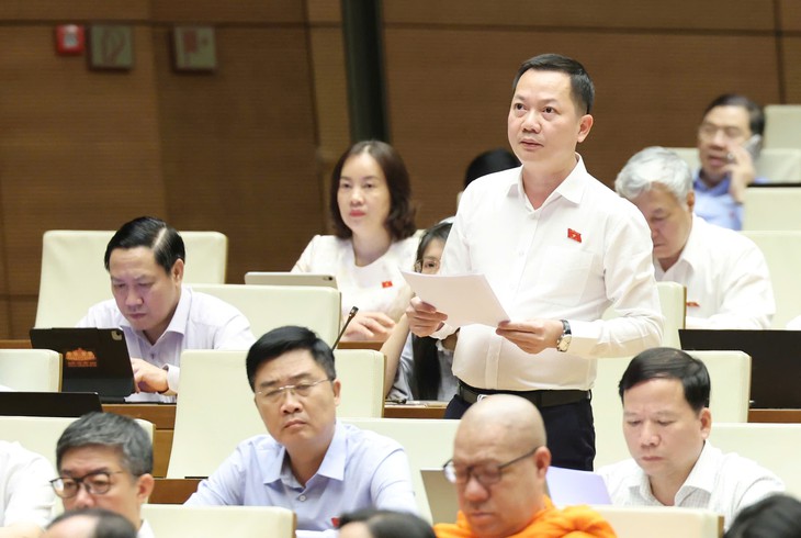 Đại biểu Trịnh Xuân An: Cần nghiên cứu, đánh giá lại việc tổ chức kỳ thi tốt nghiệp THPT hiện nay - Ảnh 1.