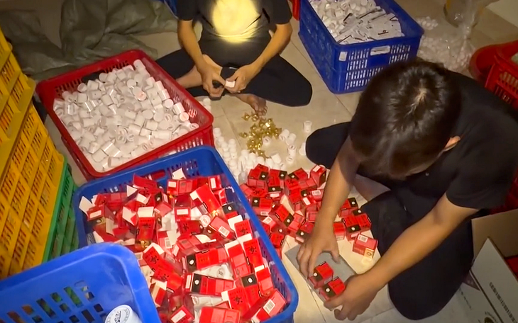 Thuốc, thực phẩm chức năng giả len lỏi bán trên mạng - Ảnh 3.