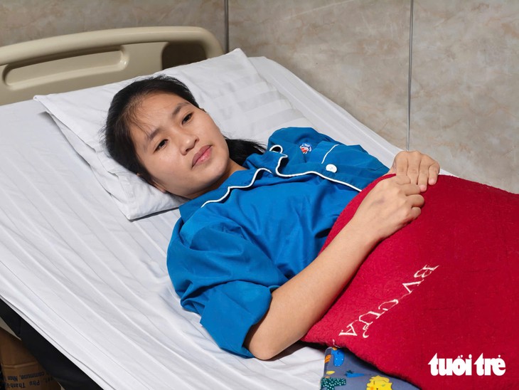 Hỗ trợ toàn bộ chi phí điều trị cho cô giáo phải cưa chân vì cứu trò - Ảnh 2.