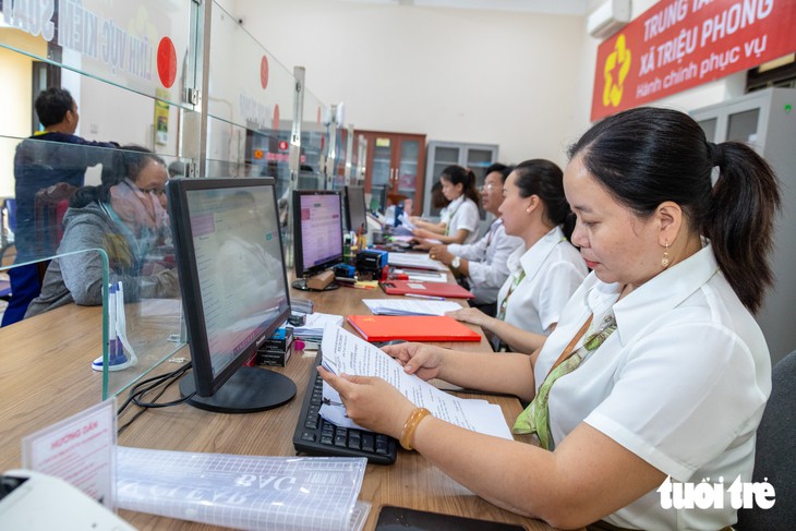 Quảng Trị triển khai 'luồng xanh' 24 giờ, trả hồ sơ hành chính trong 24 giờ - Ảnh 1.