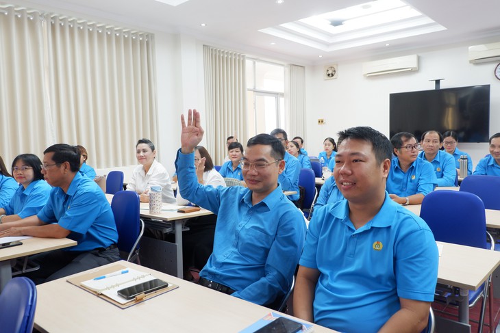 Người lao động thay đổi, cán bộ công đoàn cũng phải đổi mới - Ảnh 4.