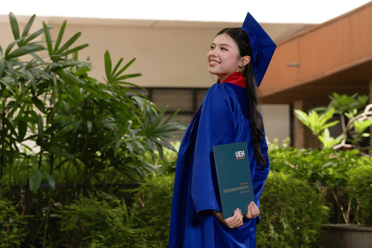 '800 đầu việc' trên đại học, sinh viên Gen Z cân bằng ra sao? - Ảnh 1.