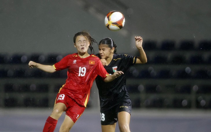 Tuyển U17 nữ Việt Nam thắng đậm U17 nữ Palestine ở giải châu Á - Ảnh 1.