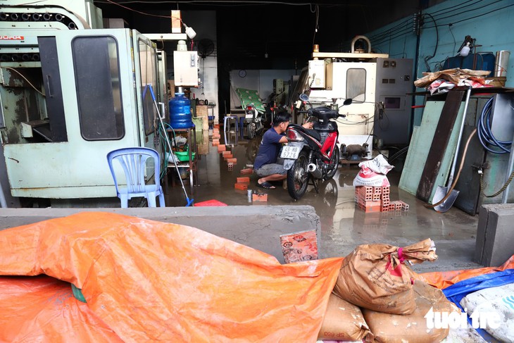 Xã Tân Vĩnh Lộc phản hồi về việc nước ngập cả tuần ở nhiều hẻm đường Công Nghệ Mới - Ảnh 8.