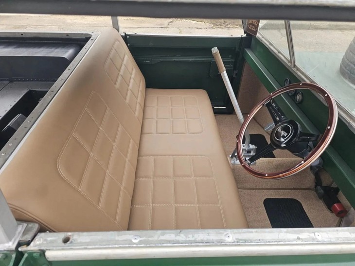 Chiếc Land Rover 'lùn' nhất thế giới, ai thích phượt nhìn thấy là 'phát tức' - Ảnh 5.