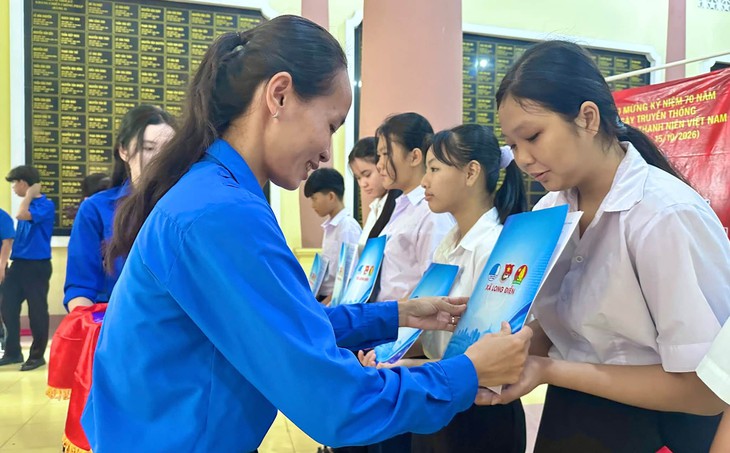 Tuổi trẻ nối dài những hành động đẹp vì cộng đồng - Ảnh 13.