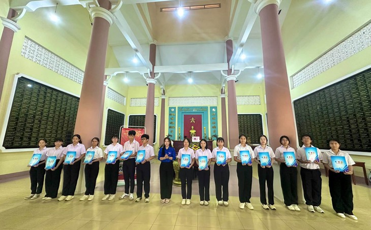 Tuổi trẻ nối dài những hành động đẹp vì cộng đồng - Ảnh 12.