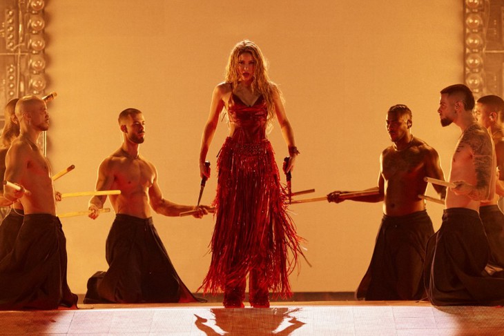 Shakira lập kỷ lục với tour diễn mới - Ảnh 1.