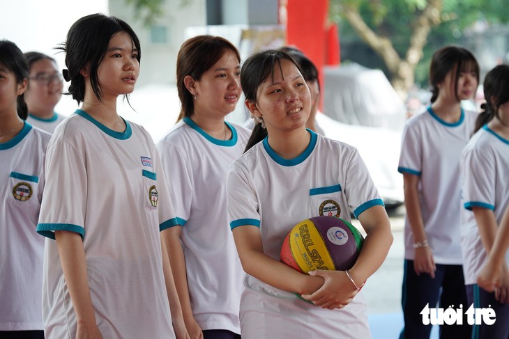 Ngôi trường công lập TP.HCM có 5 sân bóng đá, 6 sân pickleball, hồ cá koi - Ảnh 17.