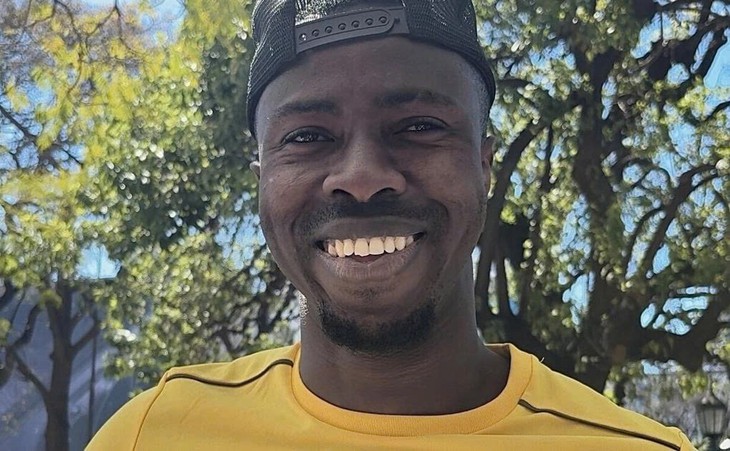 Tuyển thủ Benin thề phải xin được áo Messi - Ảnh 1.