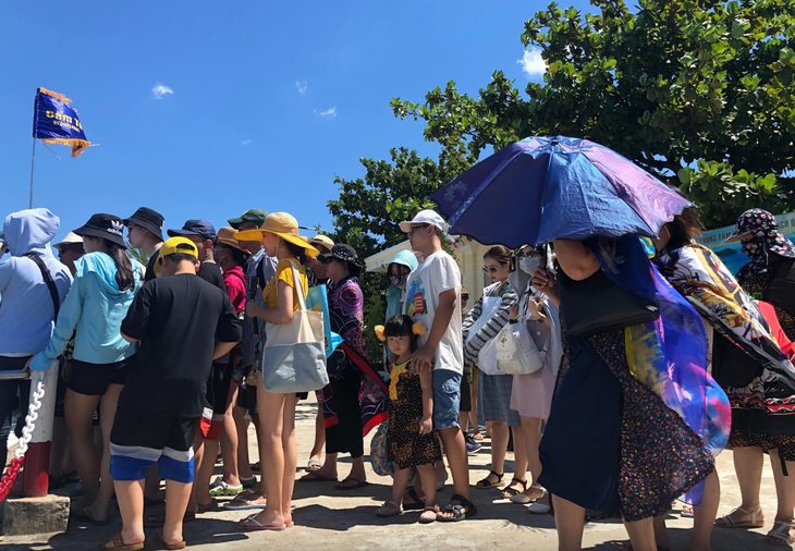 Đà Nẵng đầu tư hệ thống 15 camera AI cảnh báo mật độ du khách tại đảo Cù Lao Chàm - Ảnh 2.