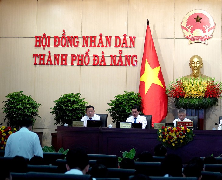 Đà Nẵng hỗ trợ người gác đường sắt 6,3 triệu/tháng - Ảnh 1.