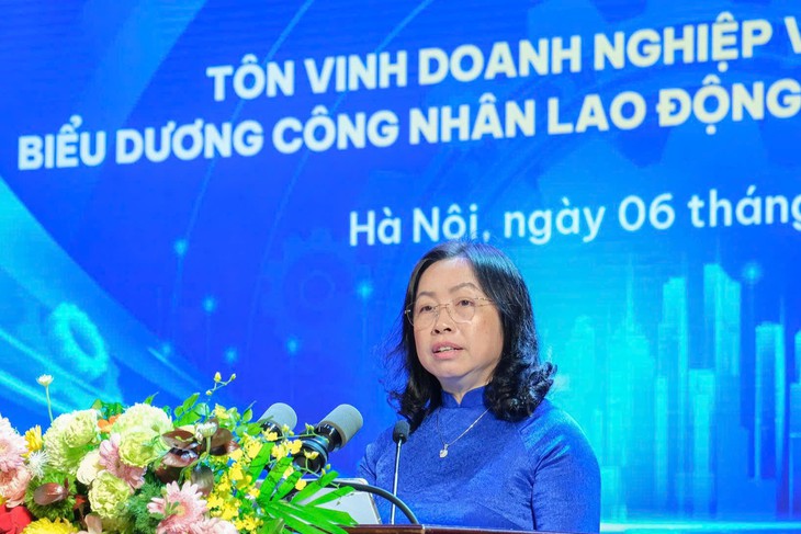 Vinh danh doanh nghiệp coi người lao động là 'tài sản quý', công nhân tận tụy với công việc - Ảnh 1.