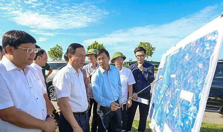 Phú Thọ tính xây cầu Hai Bà Trưng và đường mới từ trung tâm tỉnh đi cao tốc Nội Bài - Lào Cai - Ảnh 1.