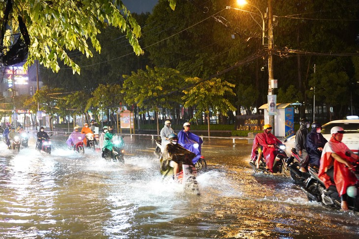 Dự án chống ngập đường Nguyễn Văn Khối tạm dừng từ tháng 5, bao giờ hết ngập? - Ảnh 5.