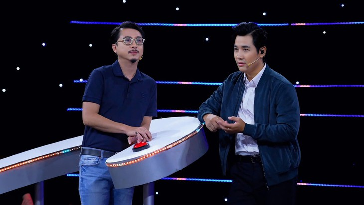 Quyền Linh không còn dẫn chương trình Vì bạn xứng đáng - Ảnh 3.
