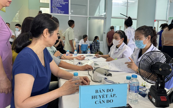 TP.HCM đánh giá chất lượng 50 cơ sở khám sức khỏe toàn dân, nơi nào cao nhất?  - Ảnh 2.