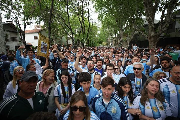 Những hình ảnh đẹp nhất trong ngày Messi chia tay đội tuyển Argentina - Ảnh 6.