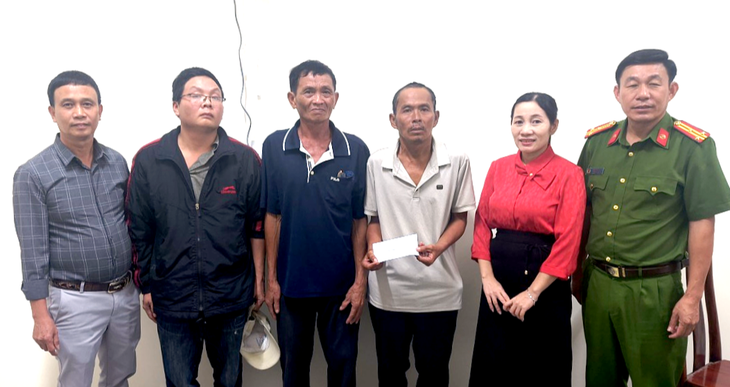 Công an xã giúp 'người đàn ông lang thang' tìm được gia đình - Ảnh 2.
