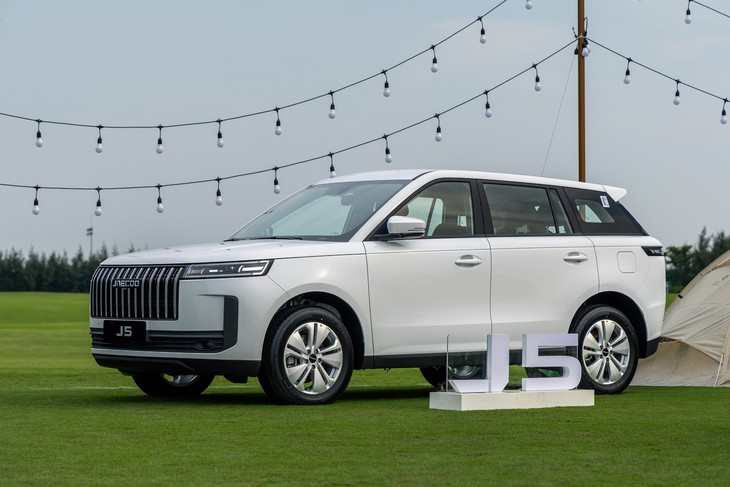 Tin tức giá xe: Loạt SUV Omoda & Jaecoo ưu đãi tới 165 triệu, Jaecoo J5 sắp áp dụng giá mới - Ảnh 2.