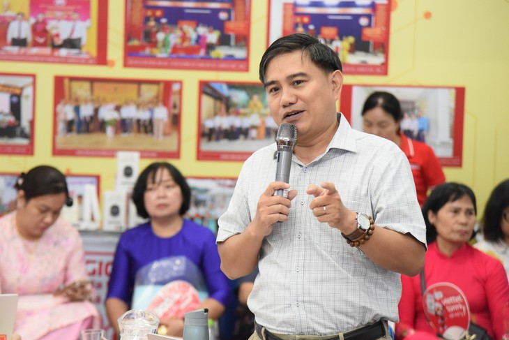 Phó giám đốc Sở Giáo dục và Đào tạo TP.HCM: 'Chuyển đổi số giáo dục phải lấy người học làm trung tâm' - Ảnh 2.